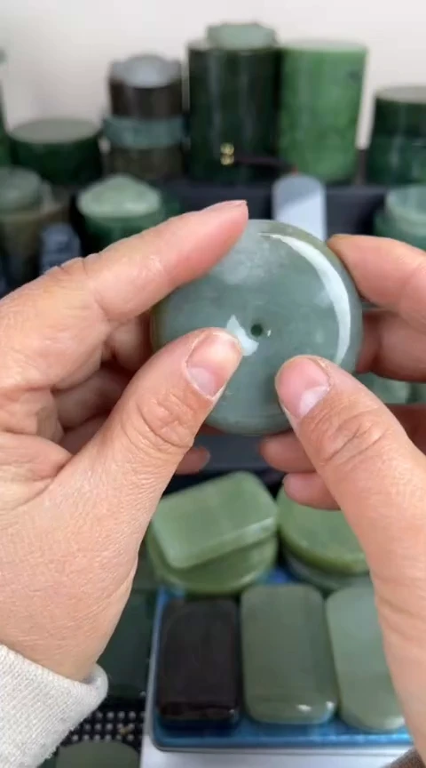 【闪购商品】和田玉珠宝半成品未镶嵌扣子