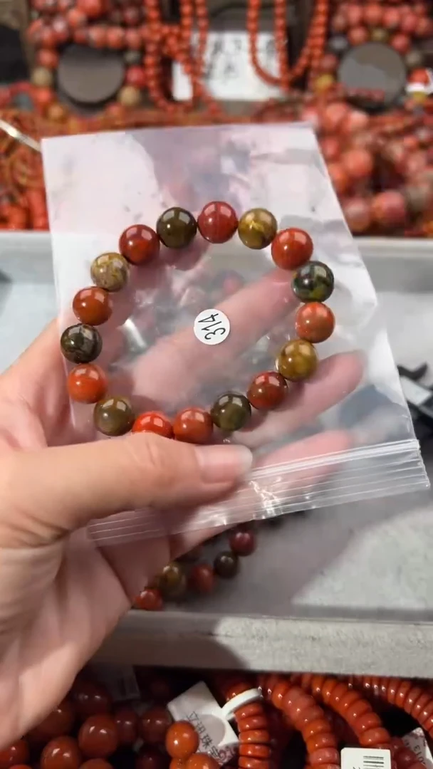南红玛瑙未镶嵌手串11
