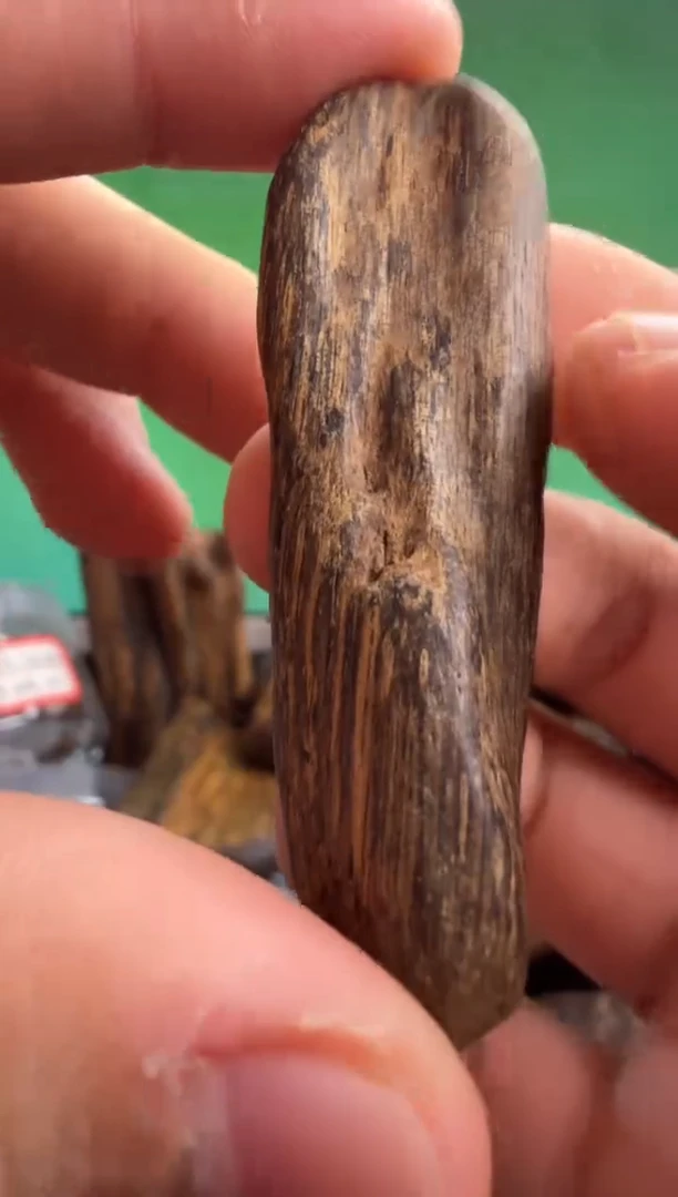沉香手把件多样性发一