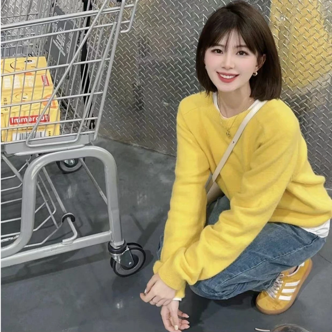 福利--拍下对应编码--秋冬宽松圆领套头外穿百搭时尚针织毛衣女