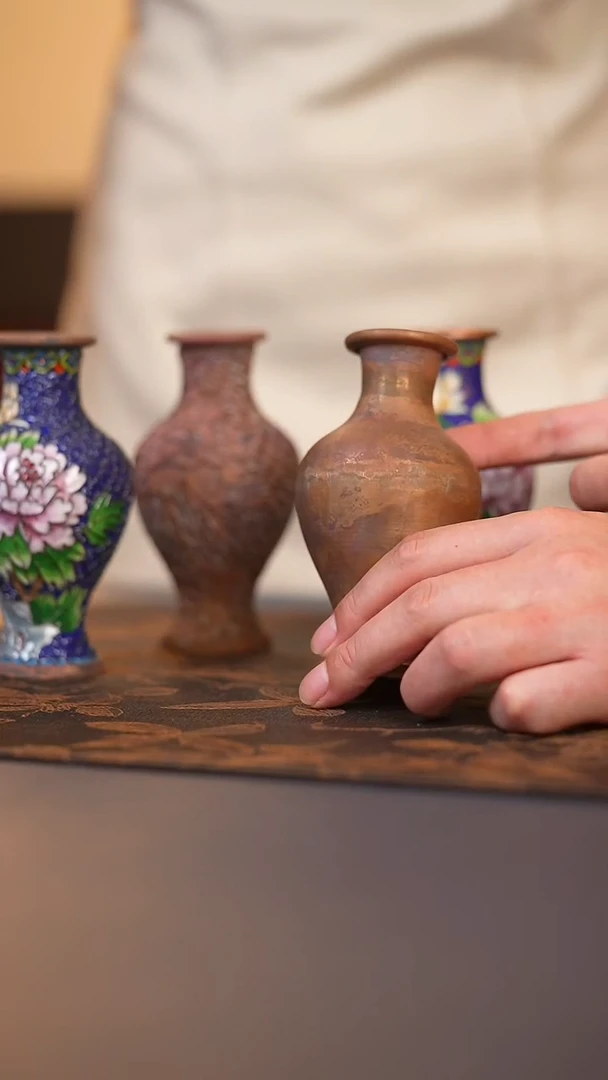 ZBG景泰蓝工序瓶2