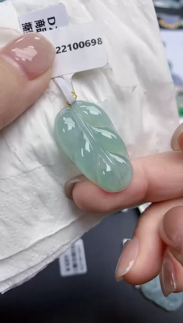 【闪购商品】翡翠颈饰18K金镶嵌天然缅甸翡翠A货