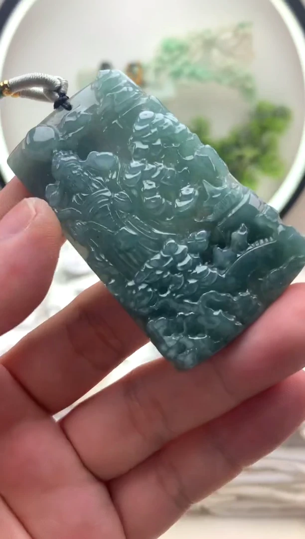 颈饰未镶嵌翡翠山水财神