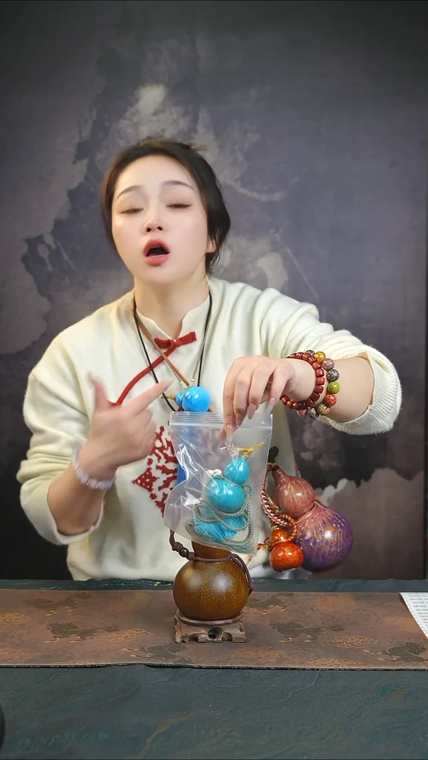 【闪购商品】RD100漂漆精致小手捻{未开口}