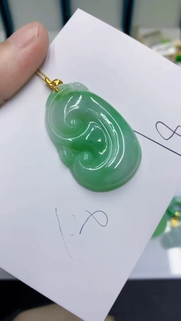 颈饰未镶嵌翡翠翡翠