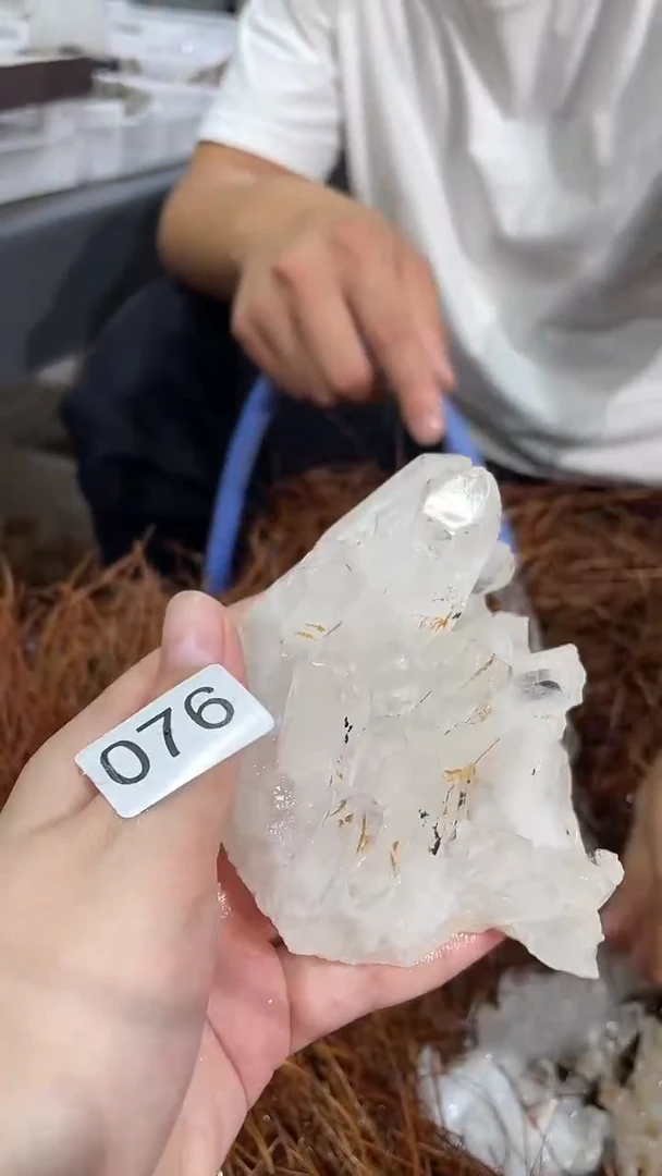 未镶嵌珠宝半成品水晶晶簇-76