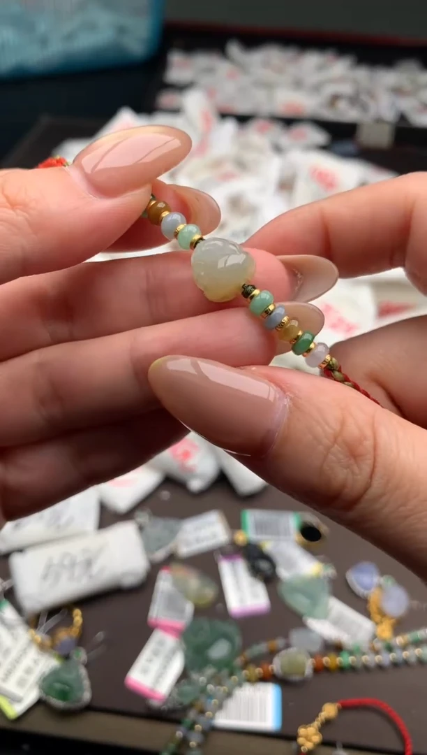 【闪购商品】翡翠手绳未镶嵌 一