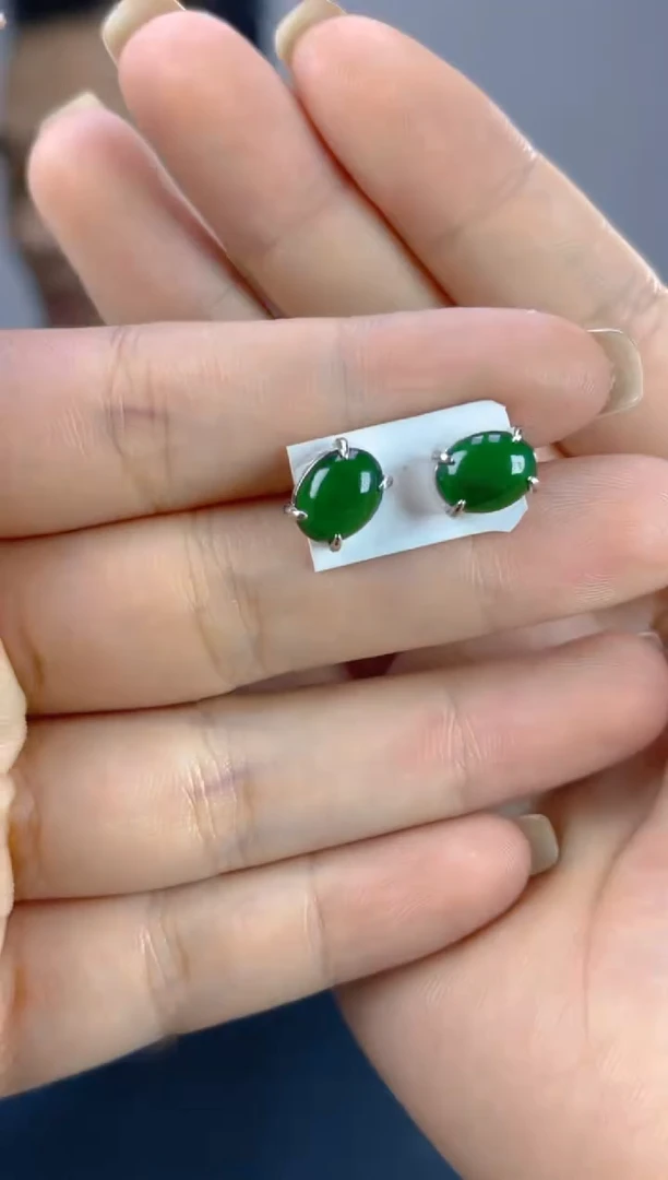 翡翠未镶嵌颈饰天然A货翡翠