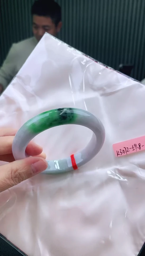 未镶嵌手镯翡翠111