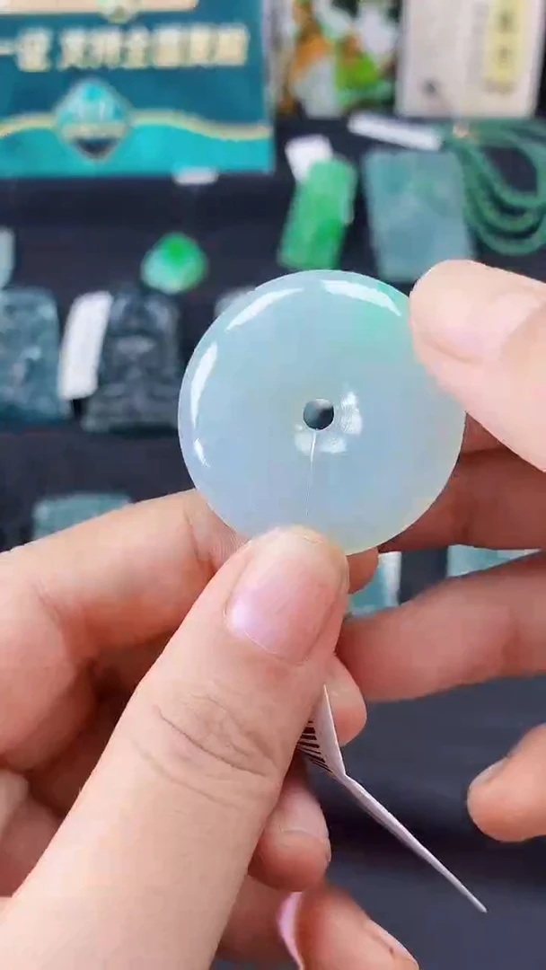 翡翠未镶嵌颈饰OJX250801203