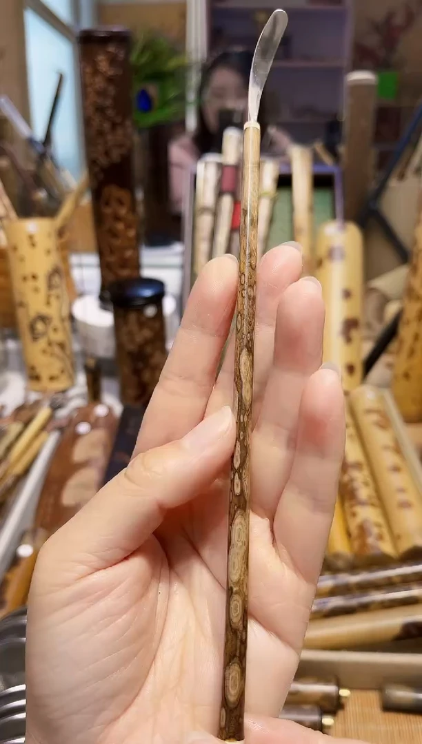 快**泉梅鹿竹精品银头茶拨一个