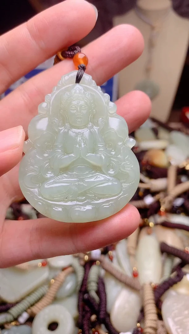 和田玉未镶嵌颈饰1