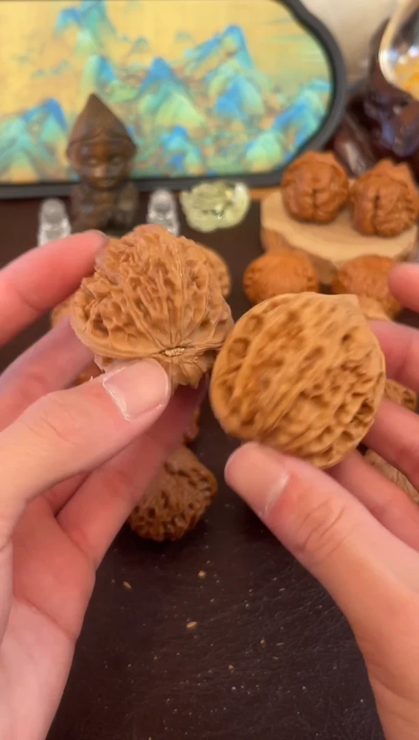 把件文玩核桃鸡心