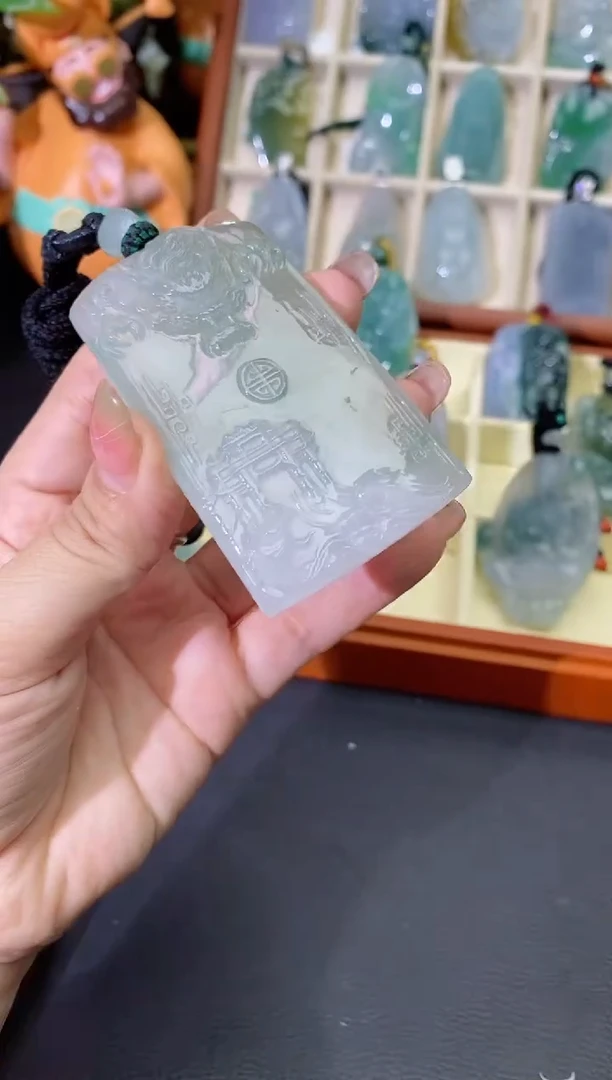 颈饰未镶嵌翡翠缅甸天然翡翠