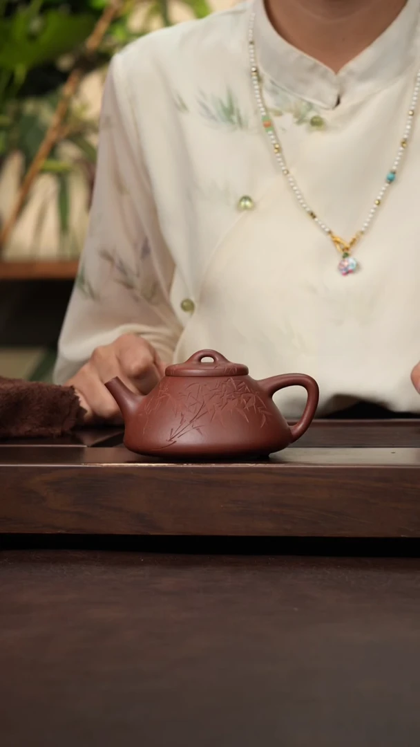 茶壶紫砂底槽清刻竹子冶石瓢180cc左右