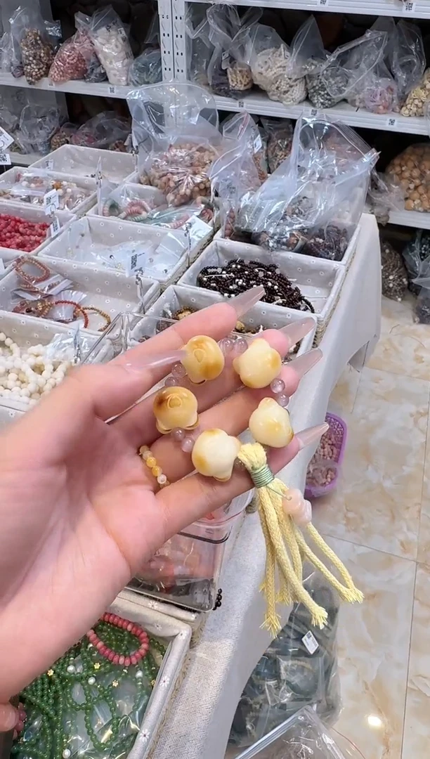 菩提根/象牙果把件菩提炭烧爱心熊头紫妍手捻