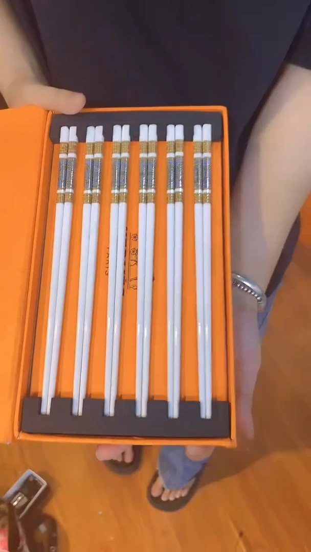 杯鸿辉家品牌瓷器，京东包邮！