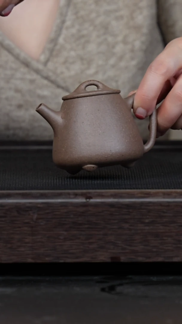 【闪购商品】紫砂茶壶鲨皮青高石瓢