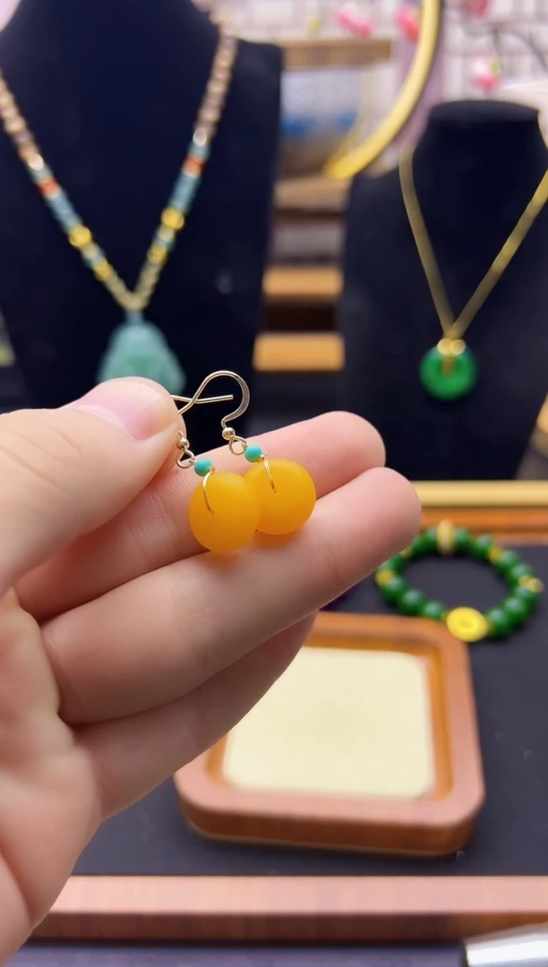 【闪购商品】蜜蜡耳饰14K金镶嵌E82