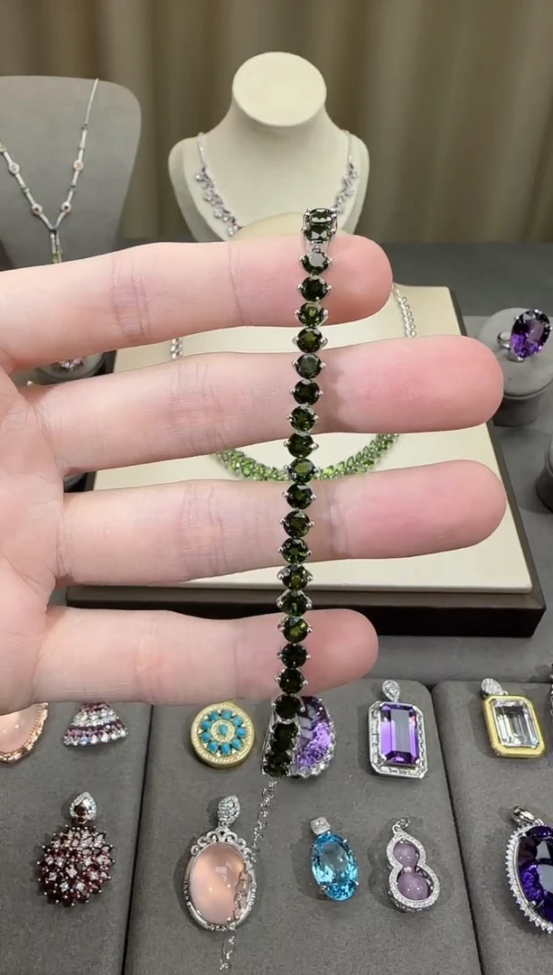 银S925镶嵌透辉石手链5mm简约高级款