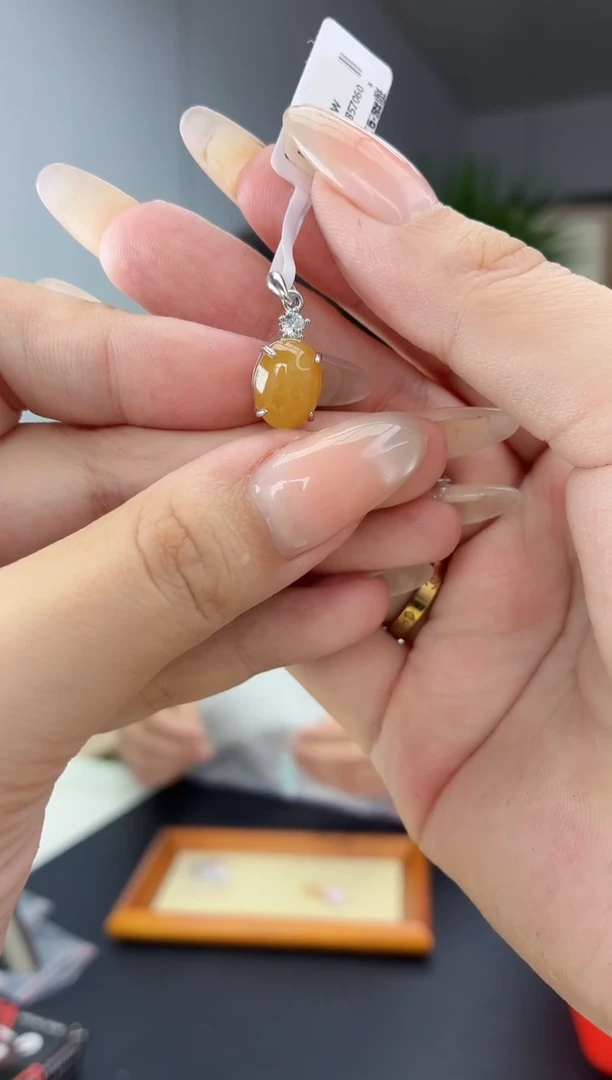 吊坠(不含链)银S925镶嵌翡翠111111111