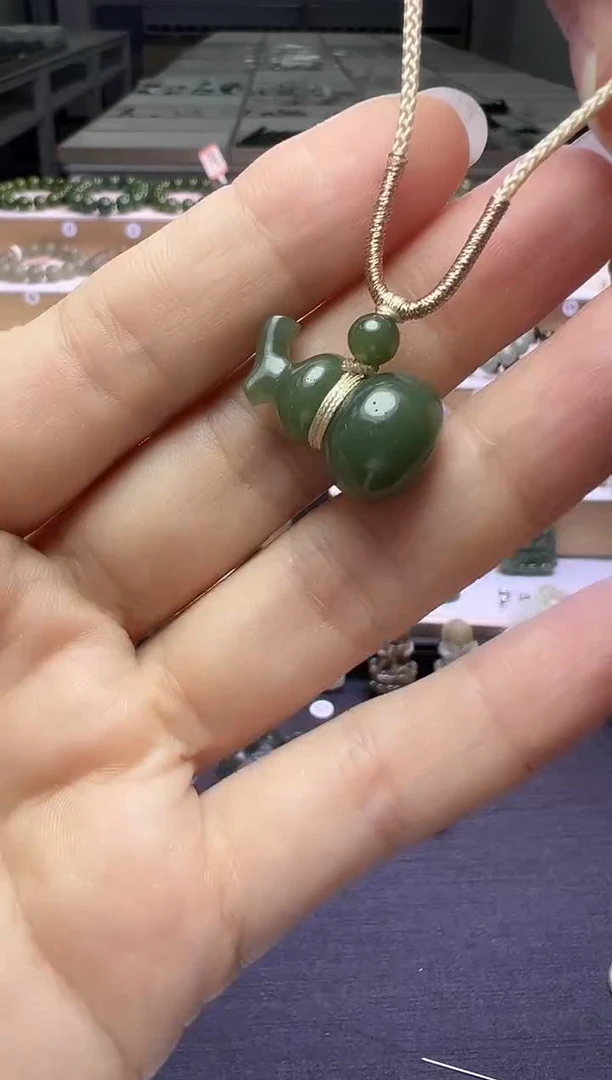 颈饰未镶嵌和田玉86号链接