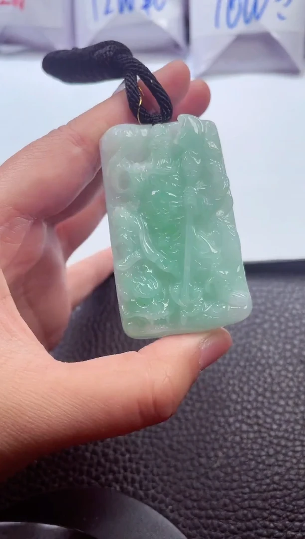 颈饰未镶嵌翡翠00009479