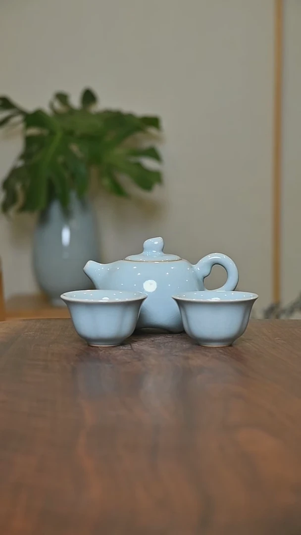 四季纳福一壶二杯 天青 微瑕 朱家汝窑款