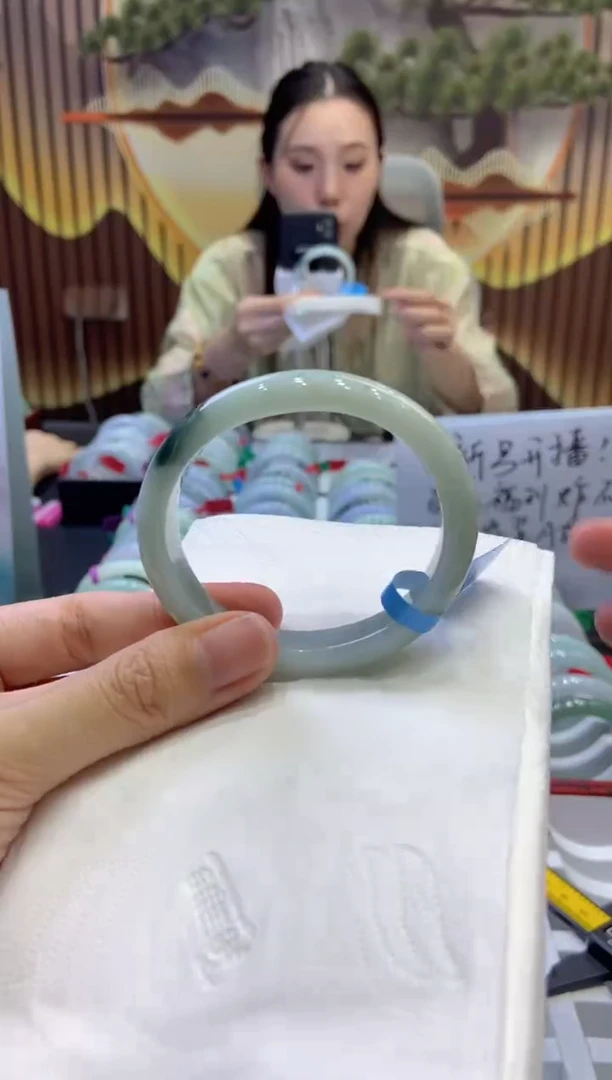 未镶嵌手镯翡翠00006040