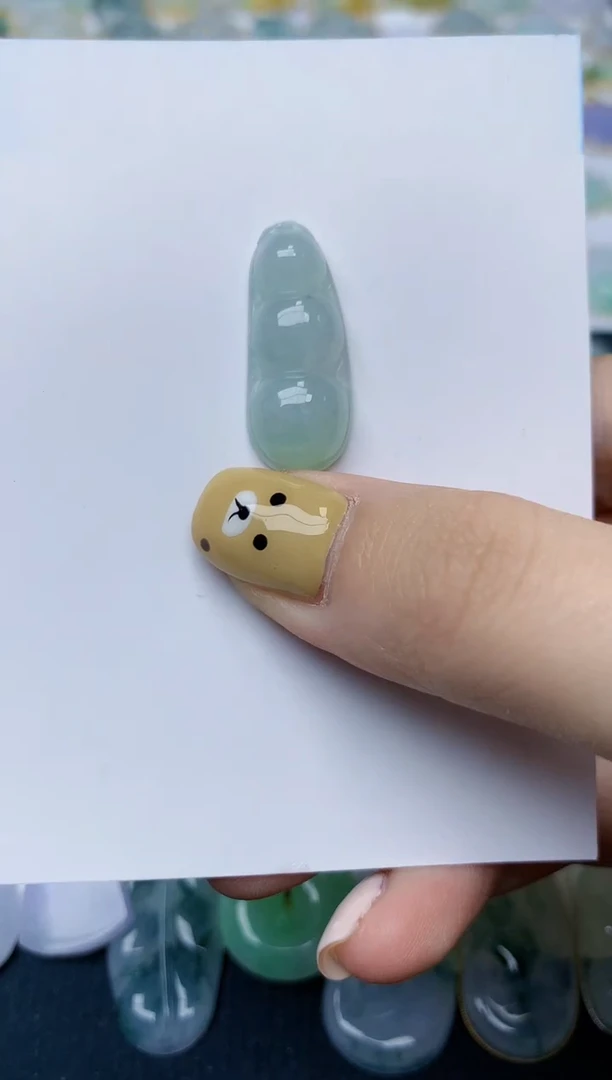 翡翠未镶嵌颈饰天然翡翠A货