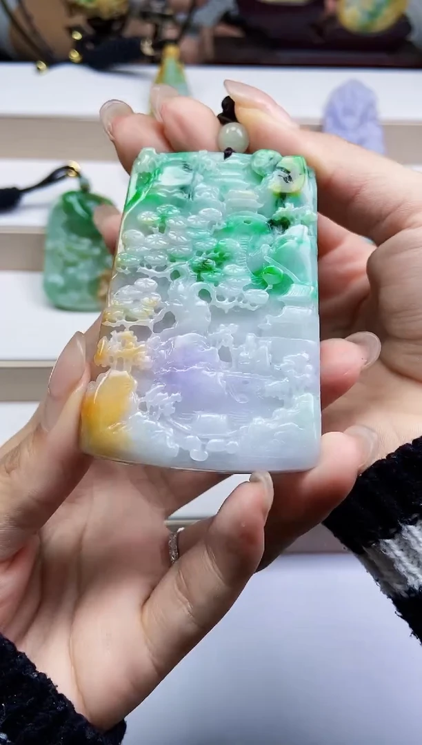 颈饰未镶嵌翡翠翡翠A货