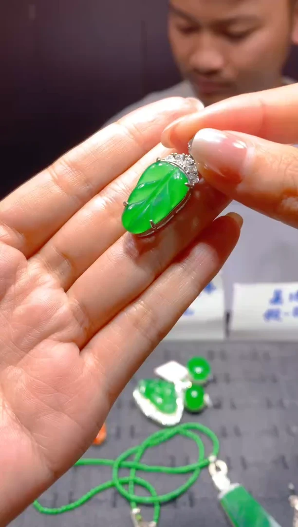 未镶嵌定制翡翠306多样性发货（发其一）