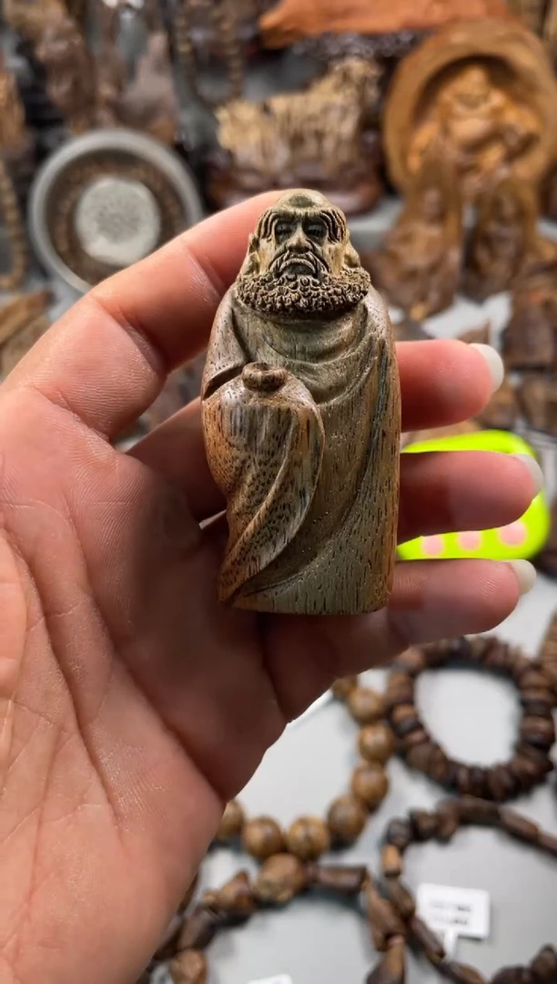 沉香碎屑沉香柬埔寨 沉香