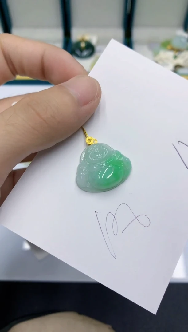 颈饰18K金镶嵌翡翠翡翠