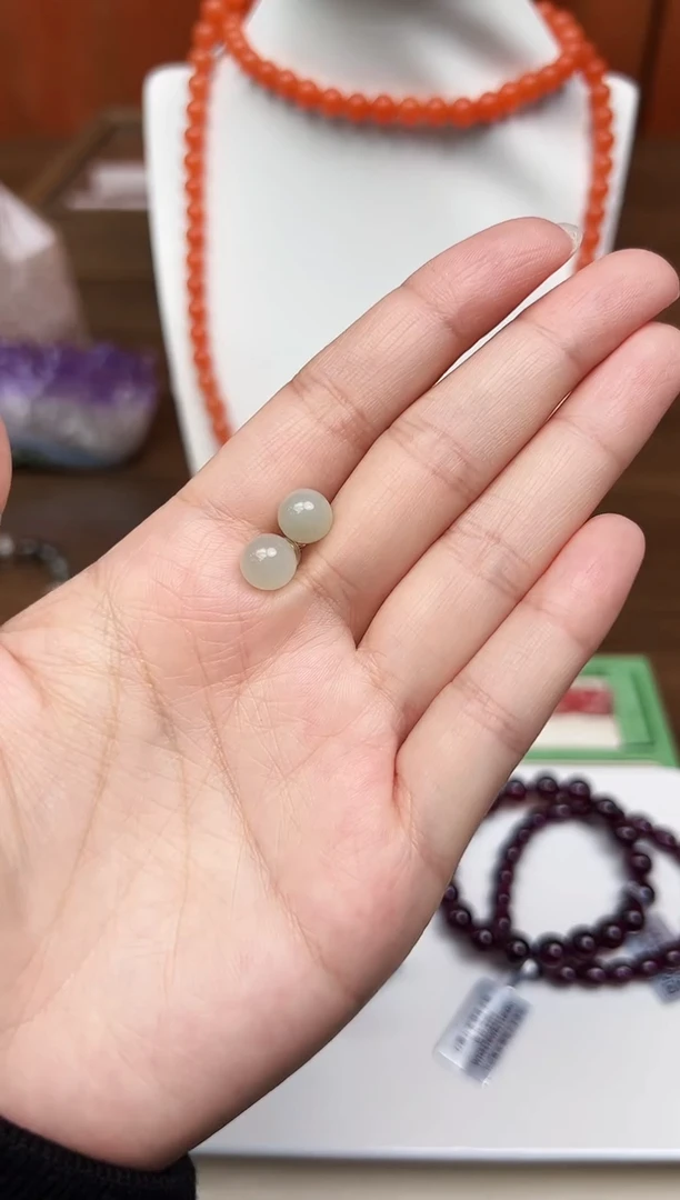 未镶嵌和田玉耳饰悦2923