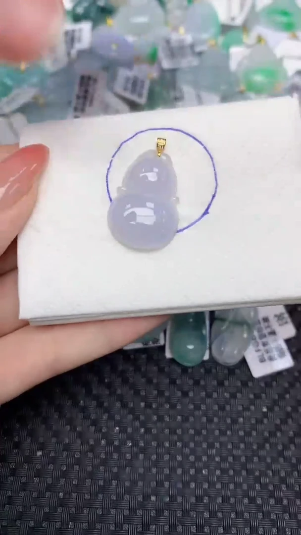 翡翠18K金镶嵌颈饰天然翡翠a货