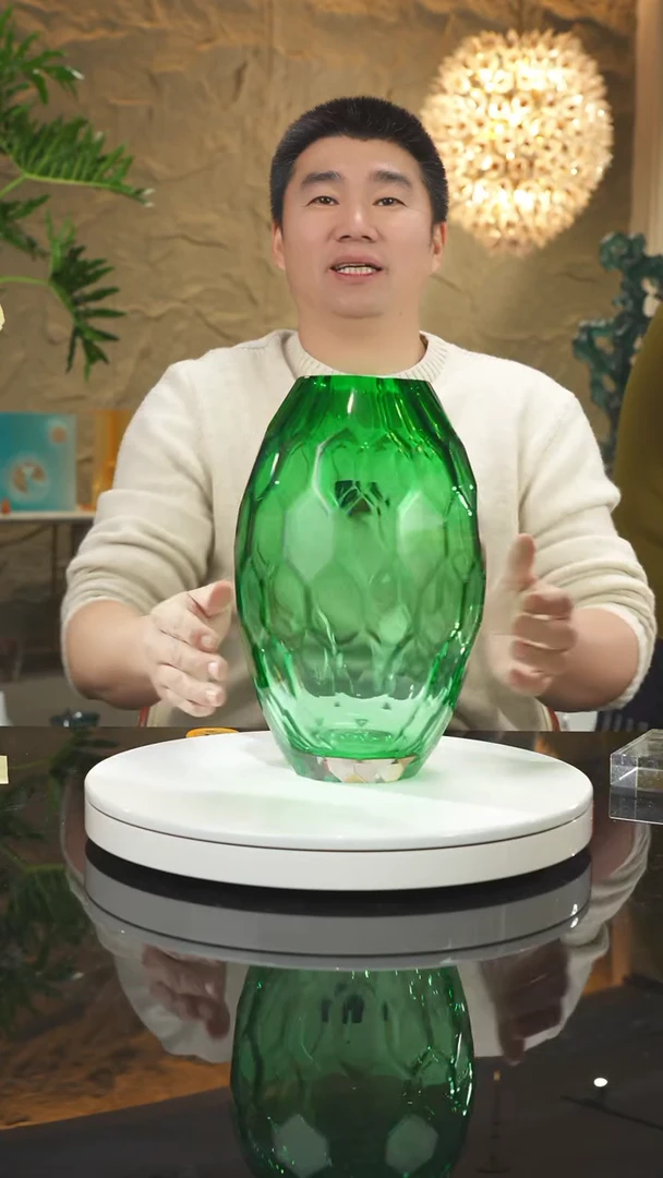 【闪购商品】摆件新年特惠绿色切面花瓶