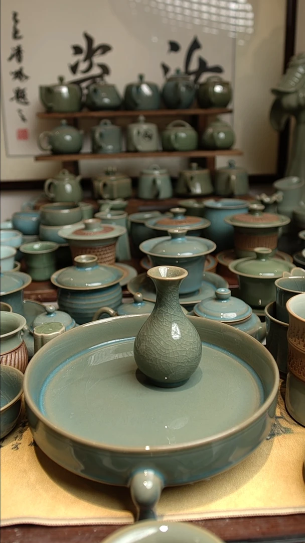 陶天蓝釉高度9公分玉壶春花插摆件