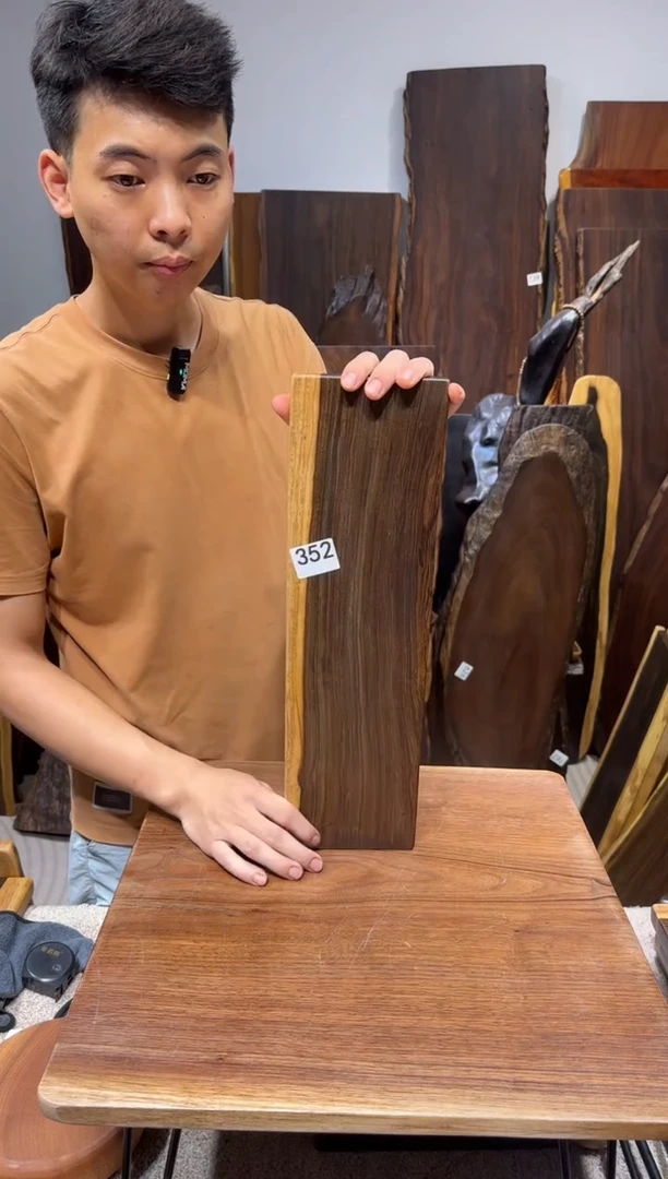 风车木（黑檀木）尺寸47*13*2.2编号.352