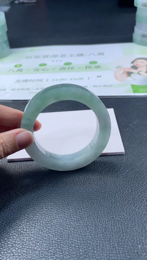 未镶嵌手镯定制翡翠洁定制手镯XCZB/DZS