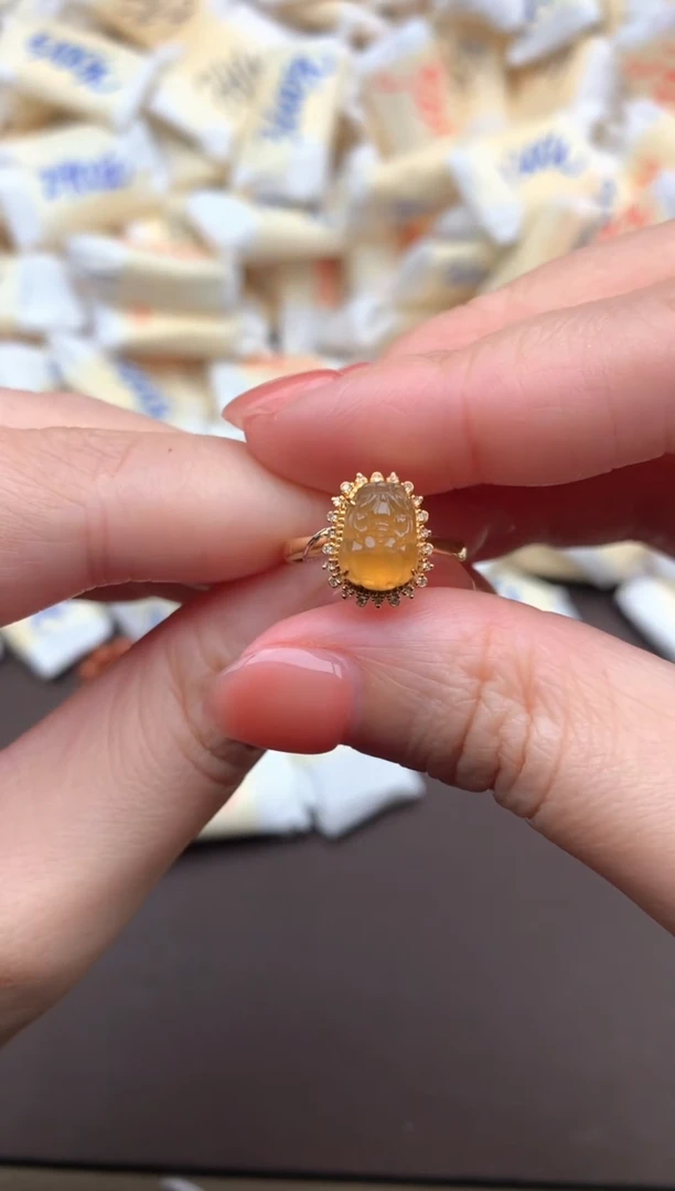 【闪购商品】翡翠挂件18K金镶嵌一