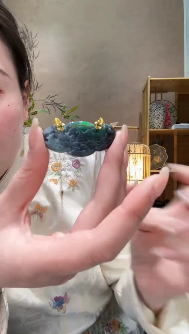 【闪购商品】翡翠颈饰未镶嵌吊坠