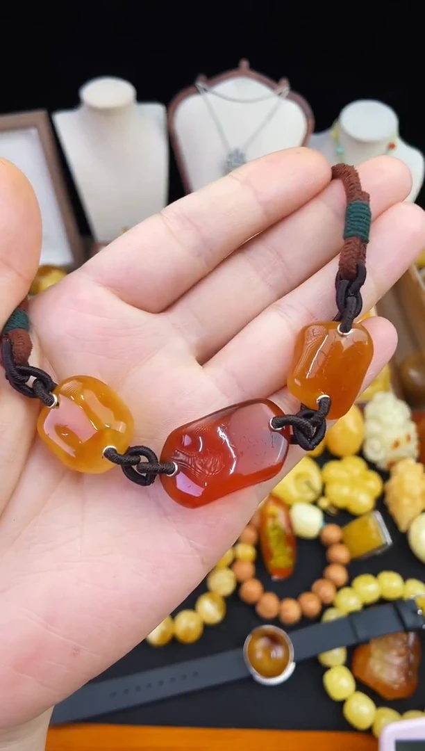 琥珀未镶嵌珠宝奇石柒月