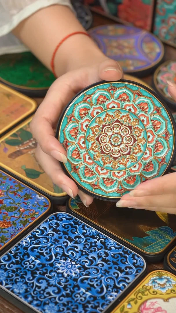 壹藏贰宝盛光杯垫一片