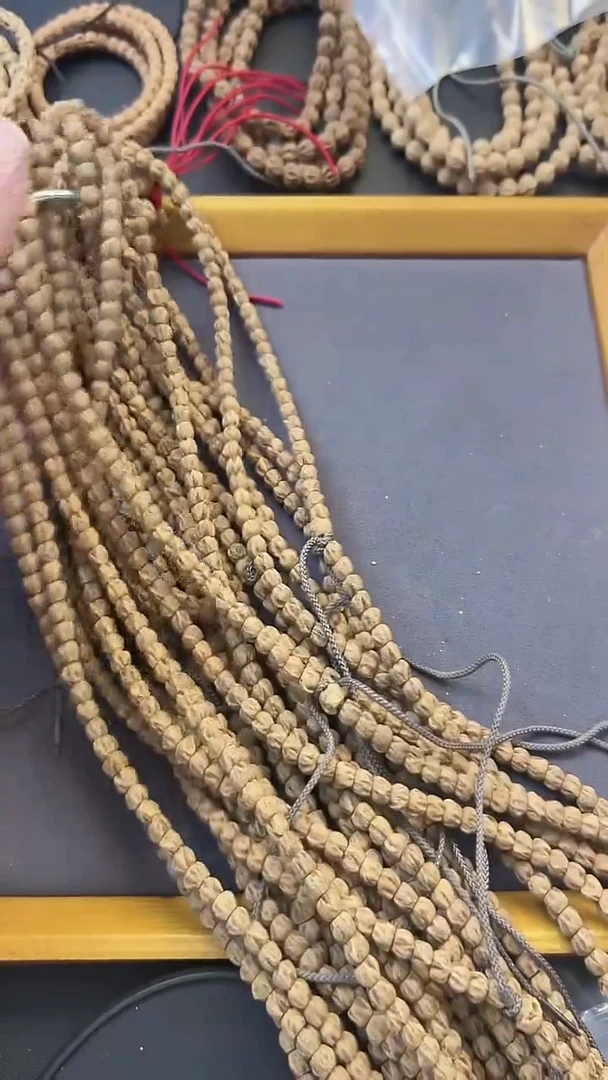 吊坠柏香籽/百香籽鬼面