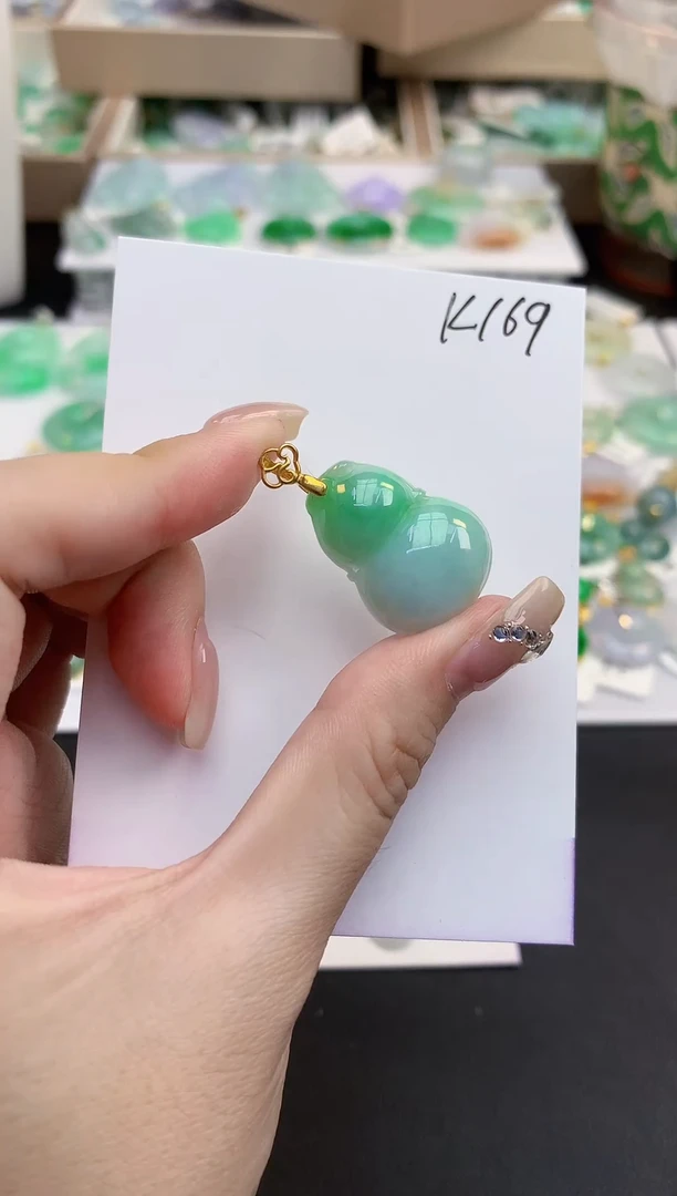 颈饰未镶嵌翡翠天然缅甸a货翡翠