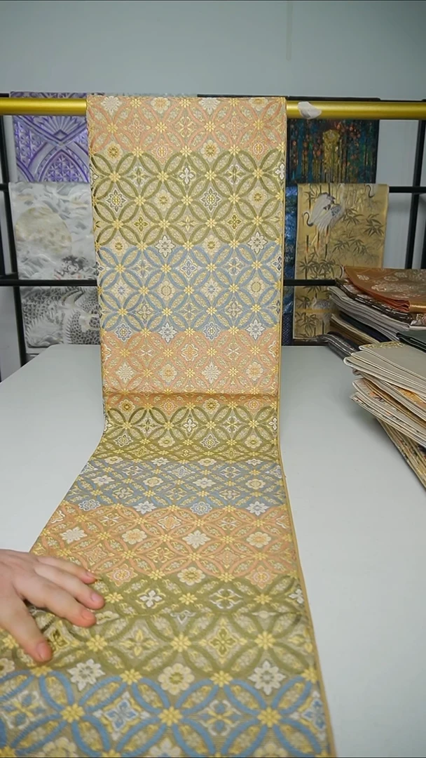 织绣织锦58七宝。