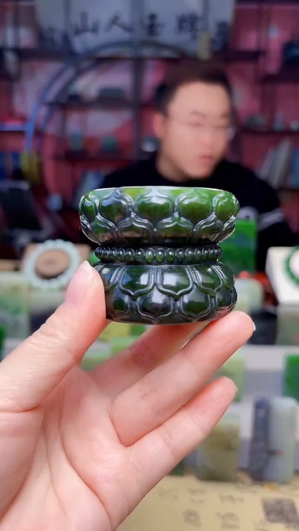 未镶嵌和田玉摆件324