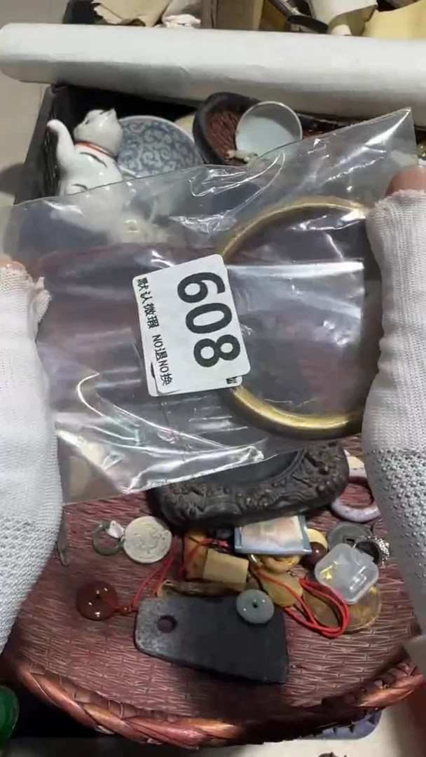 无非金属用****8亿容工艺品608