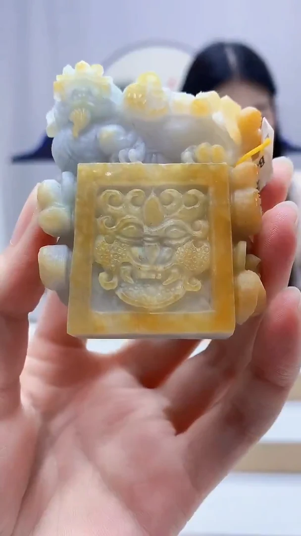 未镶嵌定制翡翠4812zm-毛货挂件68